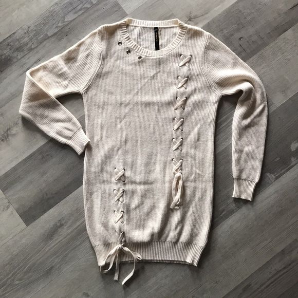 Renee C Long Line Sweater Dress EUC Lace And Eyelet Accent Medium Cream, Soft - Picture 2 of 9